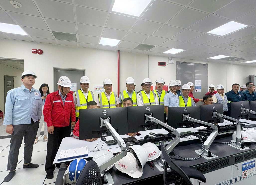 Tiến độ Dự án Nhà máy Điện Hạt Nhân Ninh Thuận: Nỗ lực hướng tới sự ổn định cho người dân di dời 1 Tiến độ Dự án Nhà máy Điện Hạt Nhân Ninh Thuận: Nỗ lực hướng tới sự ổn định cho người dân di dời